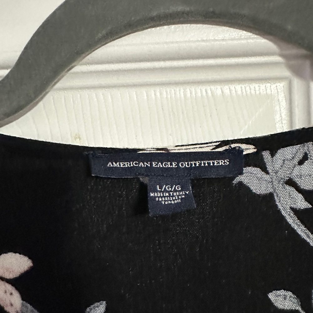 American Eagle Floral Romper - Picture 2 of 5